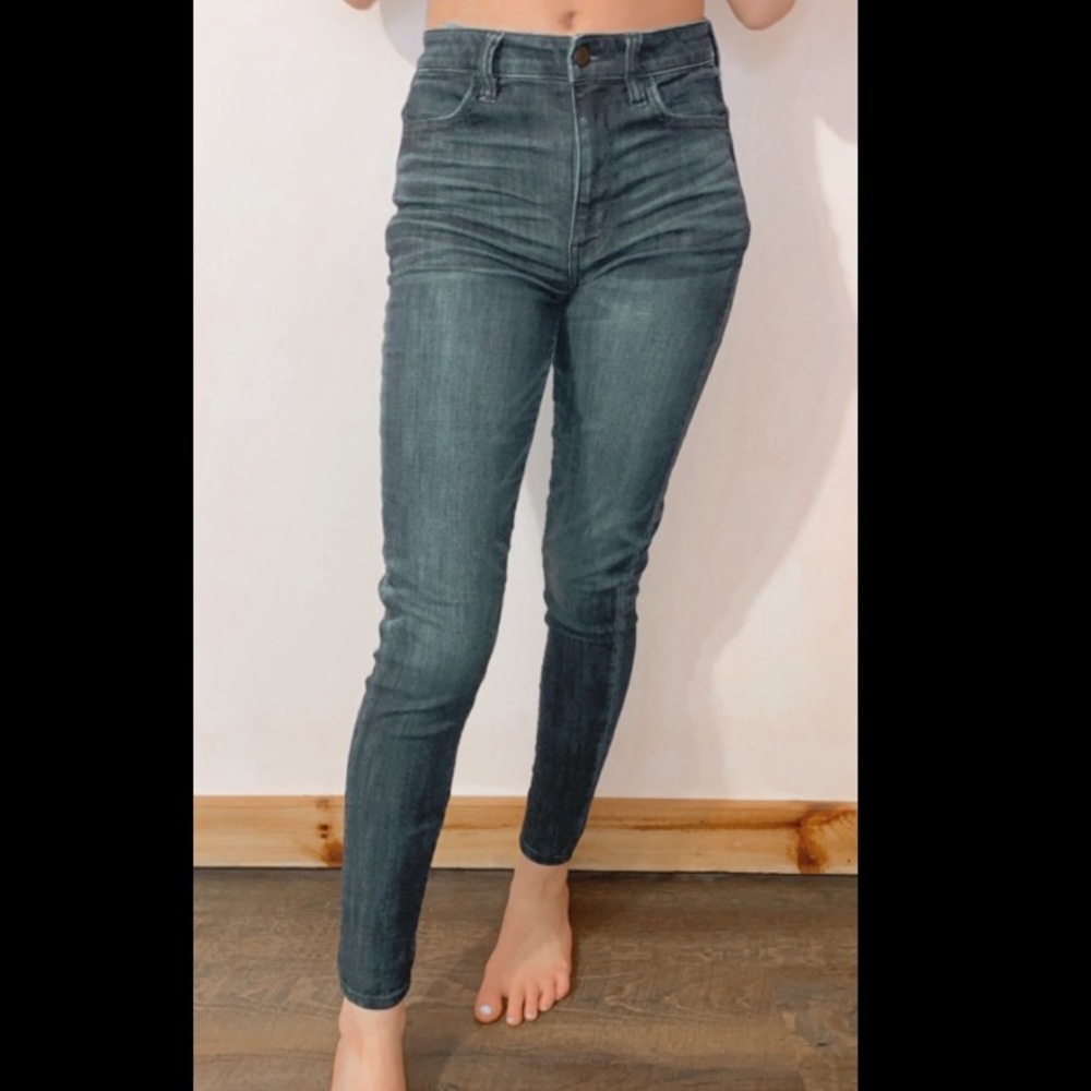 American Eagle jeans!!
